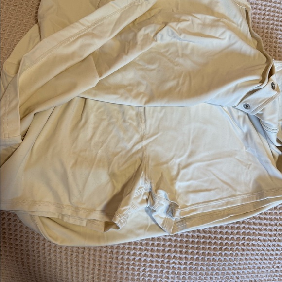 SET Active Cream and Green Sportbody Workout Dress - Picture 4 of 6